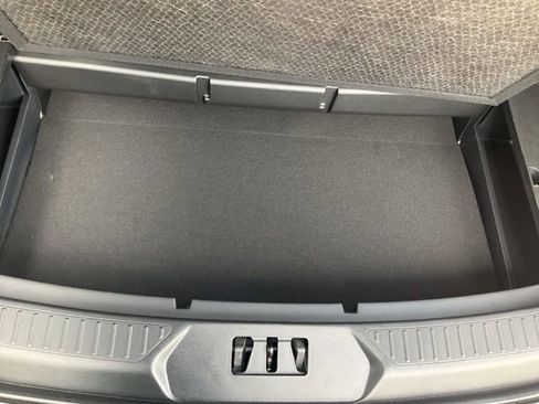 Used 2025 Ford Explorer ST image 28