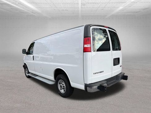 Used 2024 GMC Savana 2500 w/ Driver Convenience Package RWD image 3