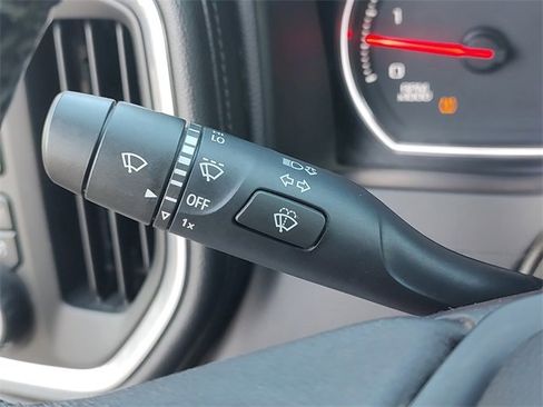 Used 2021 Chevrolet Silverado 2500 LT w/ Convenience Package image 26