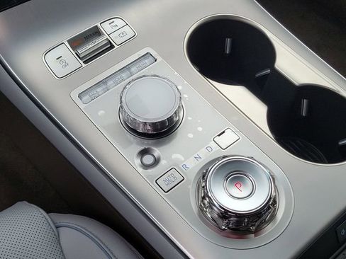 New 2026 Genesis GV70 2.5T Advanced image 23