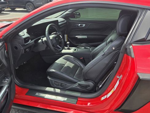 Used 2024 Ford Mustang GT Premium RWD image 34