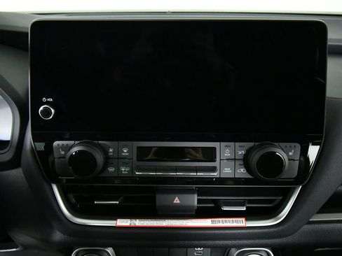 New 2026 Toyota Grand Highlander XLE image 4