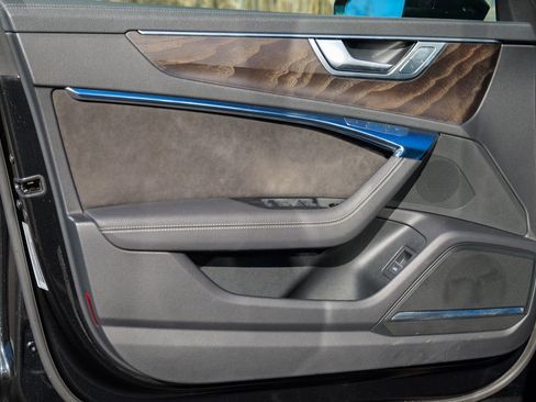 Used 2020 Audi S6 Premium Plus w/ S Sport Package image 16