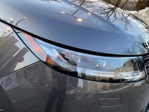 Used 2024 Land Rover Range Rover Sport SE image 27