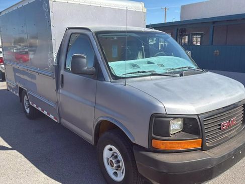 Used 2015 GMC Savana 3500 image 19