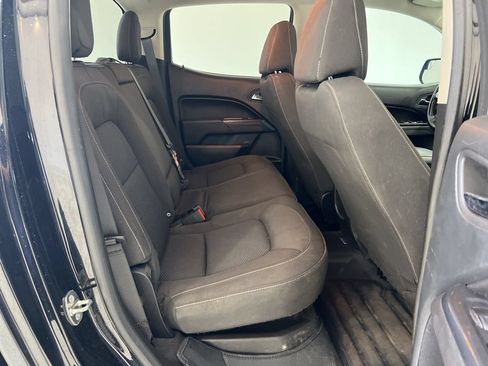 Used 2022 Chevrolet Colorado LT AWD/4WD image 22