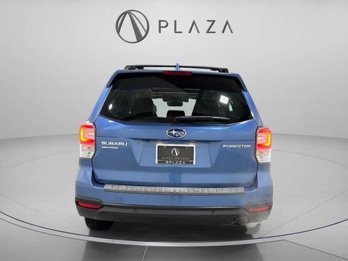 Used 2018 Subaru Forester 2.5i Touring image 5