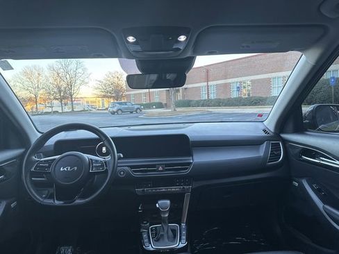 Certified 2024 Kia Seltos SX image 18