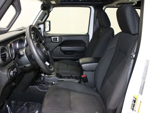 Used 2022 Jeep Wrangler Unlimited Sport AWD/4WD image 10
