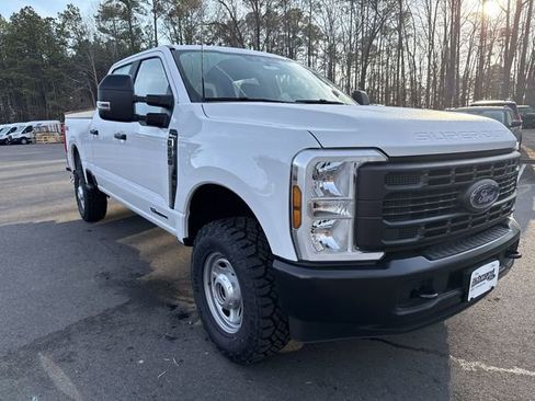 New 2026 Ford F250 XL image 2