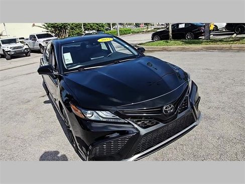 Used 2023 Toyota Camry XSE image 28