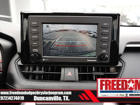 Used 2022 Toyota RAV4 LE image 22