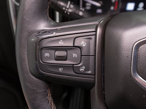 Used 2021 GMC Sierra 1500 AT4 w/ Technology Package AWD/4WD image 32