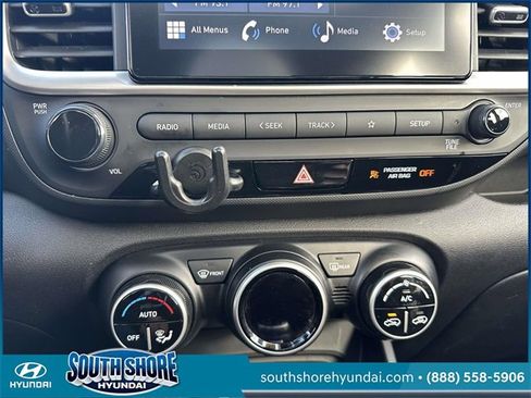 Certified 2023 Hyundai Venue SEL w/ Cargo Package image 30