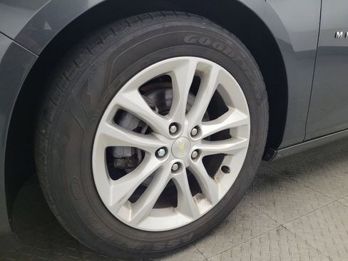 Used 2018 Chevrolet Malibu LT w/ Leather Package FWD image 31