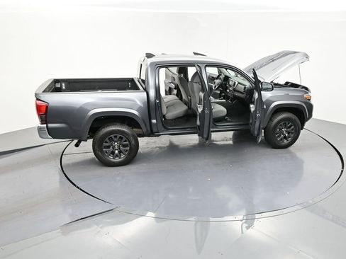 Used 2023 Toyota Tacoma SR5 RWD image 27