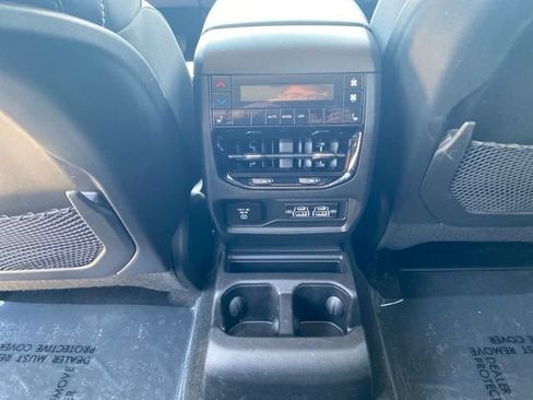 Certified 2022 Jeep Grand Cherokee L Limited AWD/4WD image 25