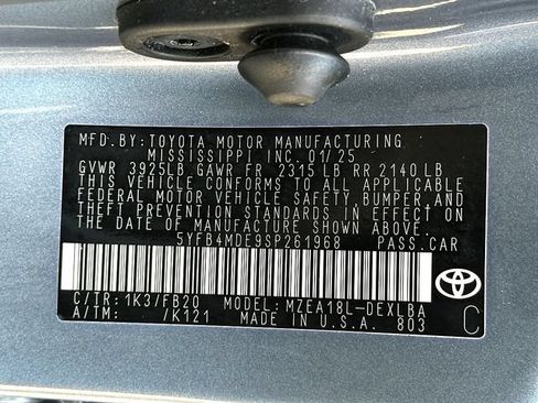 Certified 2025 Toyota Corolla LE FWD image 31