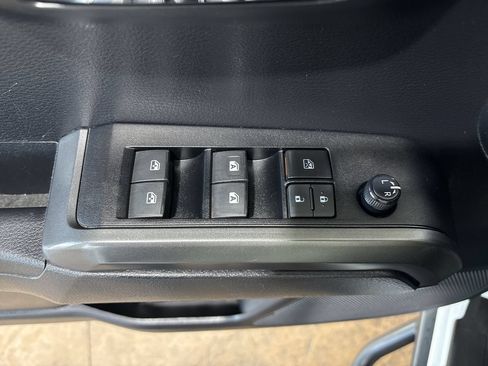 Used 2020 Toyota Tacoma TRD Sport w/ Technology Package RWD image 13