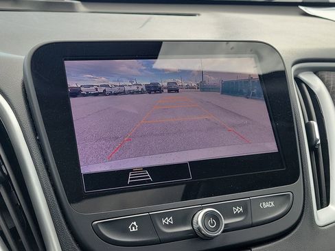 Used 2023 Chevrolet Malibu LT FWD image 29