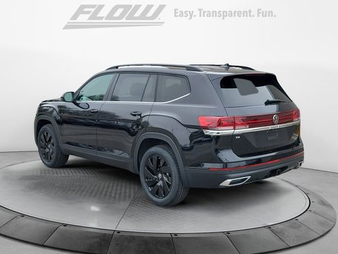 New 2026 Volkswagen Atlas SE image 5