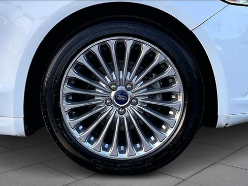 Used 2014 Ford Fusion Titanium image 10