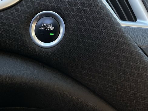 Used 2024 Chevrolet Malibu LT image 16