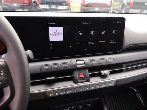 Used 2025 Kia K4 FWD image 15