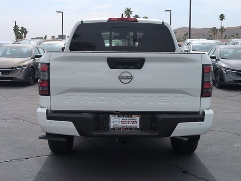 New 2026 Nissan Frontier SV w/ Tow Package image 4