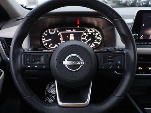 Certified 2023 Nissan Rogue SV w/ SV Premium B Package image 11