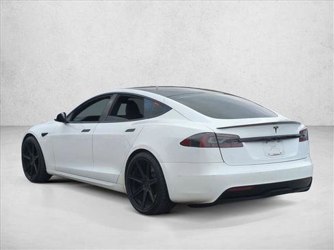 Used 2021 Tesla Model S Plaid image 7