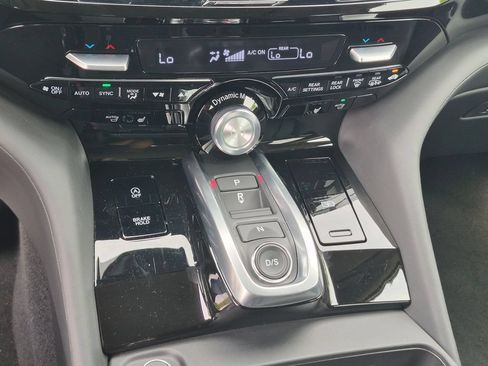 Certified 2025 Acura MDX SH-AWD w/ Technology Package image 23