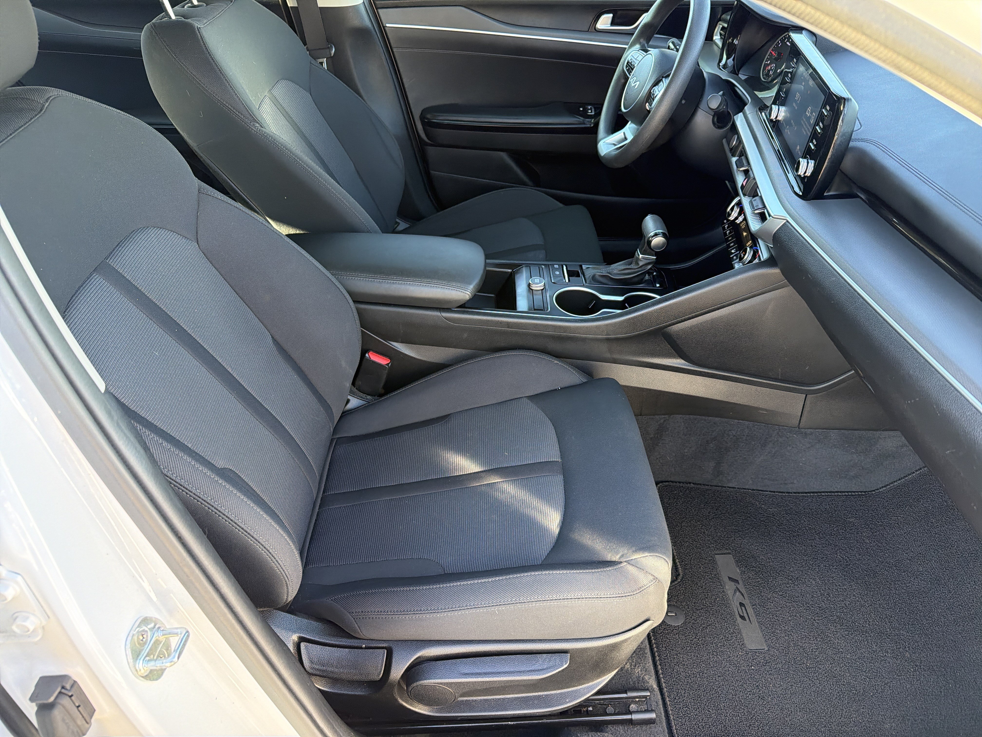 Used 2022 Kia K5 LXS FWD image 11
