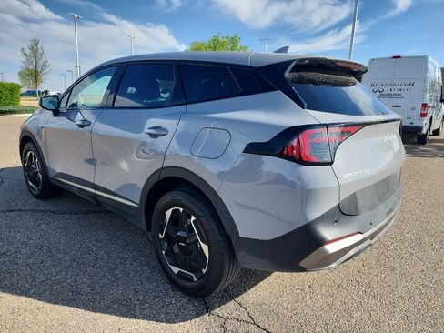 Used 2026 Kia Sportage S image 3