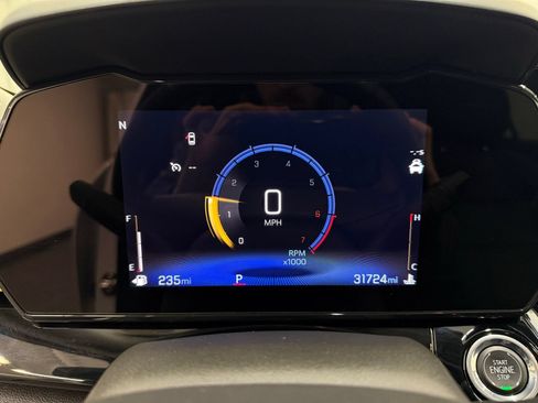 Used 2024 Chevrolet Trax ACTIV w/ Sunroof Package FWD image 13