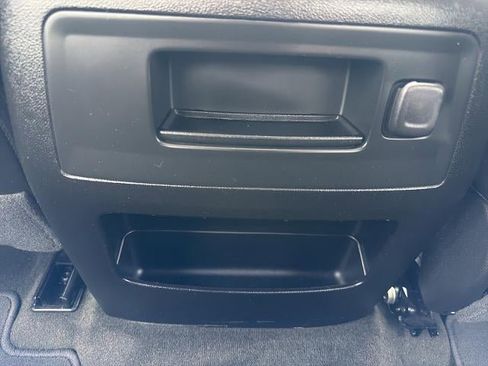 Used 2017 GMC Sierra 2500 Denali w/ Duramax Plus Package image 21