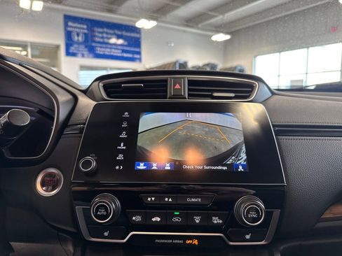 Used 2019 Honda CR-V Touring image 14