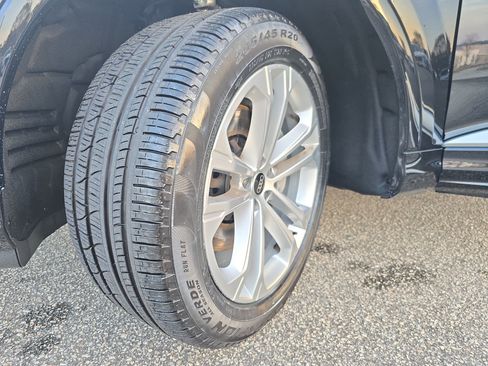 Certified 2025 Audi Q7 2.0T Premium w/ Convenience Package image 31