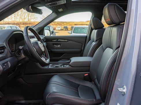 New 2026 Honda Pilot TrailSport image 26