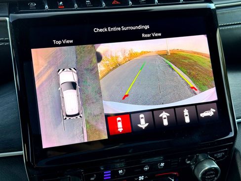 Used 2021 Jeep Grand Cherokee L Overland w/ Advanced Protech Group III image 35