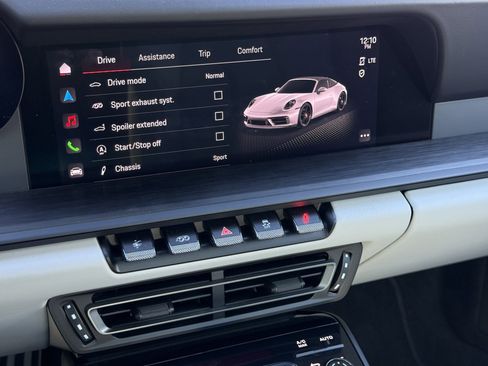 Certified 2024 Porsche 911 Targa 4 GTS image 21