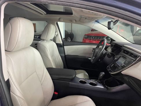 Used 2015 Toyota Avalon XLE Touring image 28