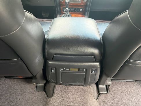Used 2015 INFINITI QX80 4WD w/ Deluxe Technology Package image 22