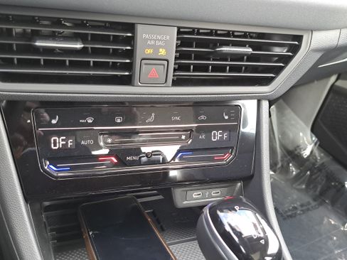 New 2026 Volkswagen Jetta SE image 20