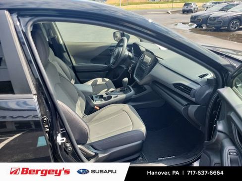 Used 2024 Subaru Crosstrek 2.0i AWD/4WD image 12