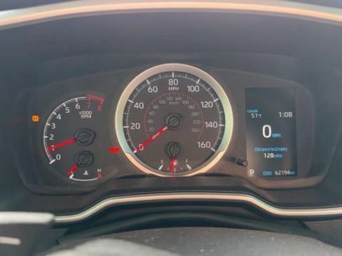 Used 2019 Toyota Corolla SE w/ Carpet Mat Package image 12