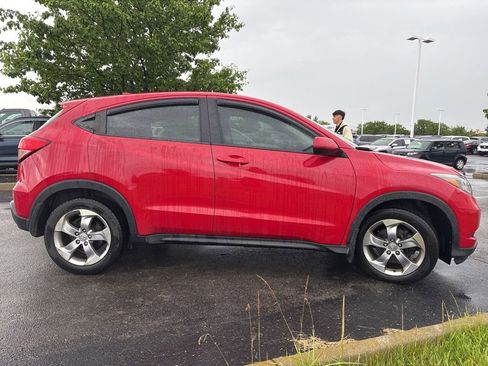 Used 2016 Honda HR-V LX image 11