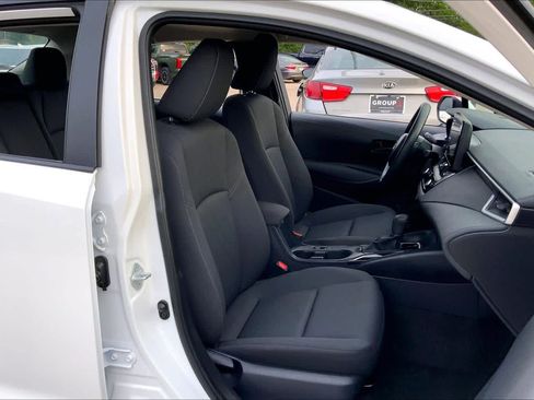 Used 2024 Toyota Corolla LE image 9