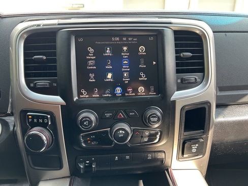 Used 2015 RAM 1500 Lone Star RWD image 11