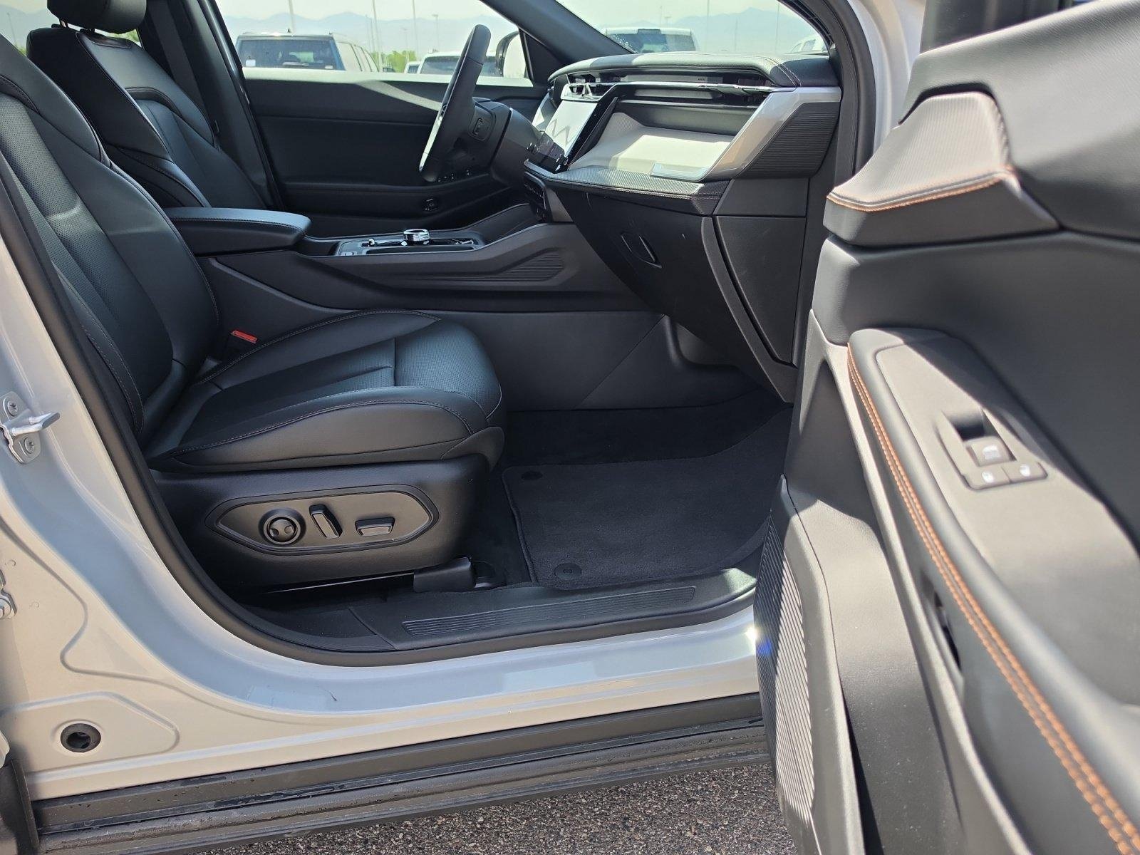 New 2026 Jeep Cherokee Limited AWD/4WD image 29